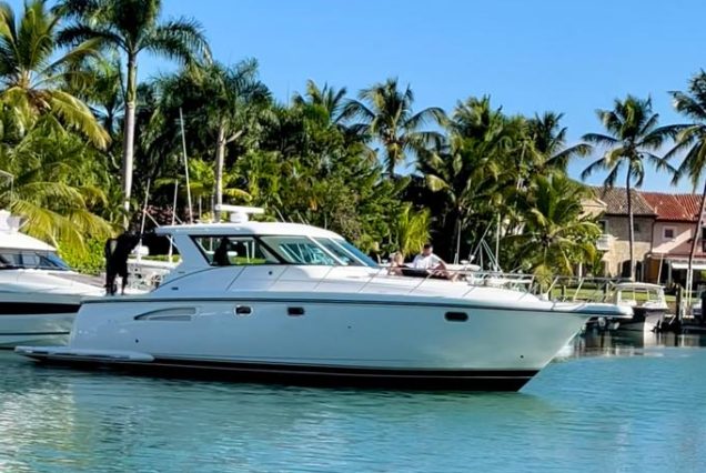 TIARA YACHT 50