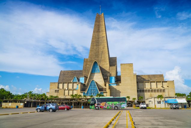ALTOS DE CHAVON E HIGÜEY