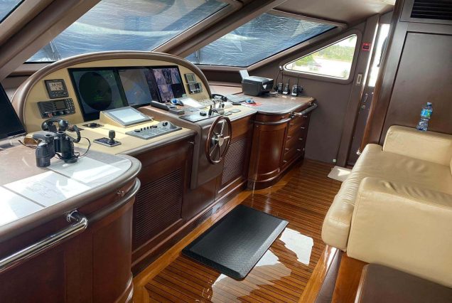 Mega Yacht Benetti 120